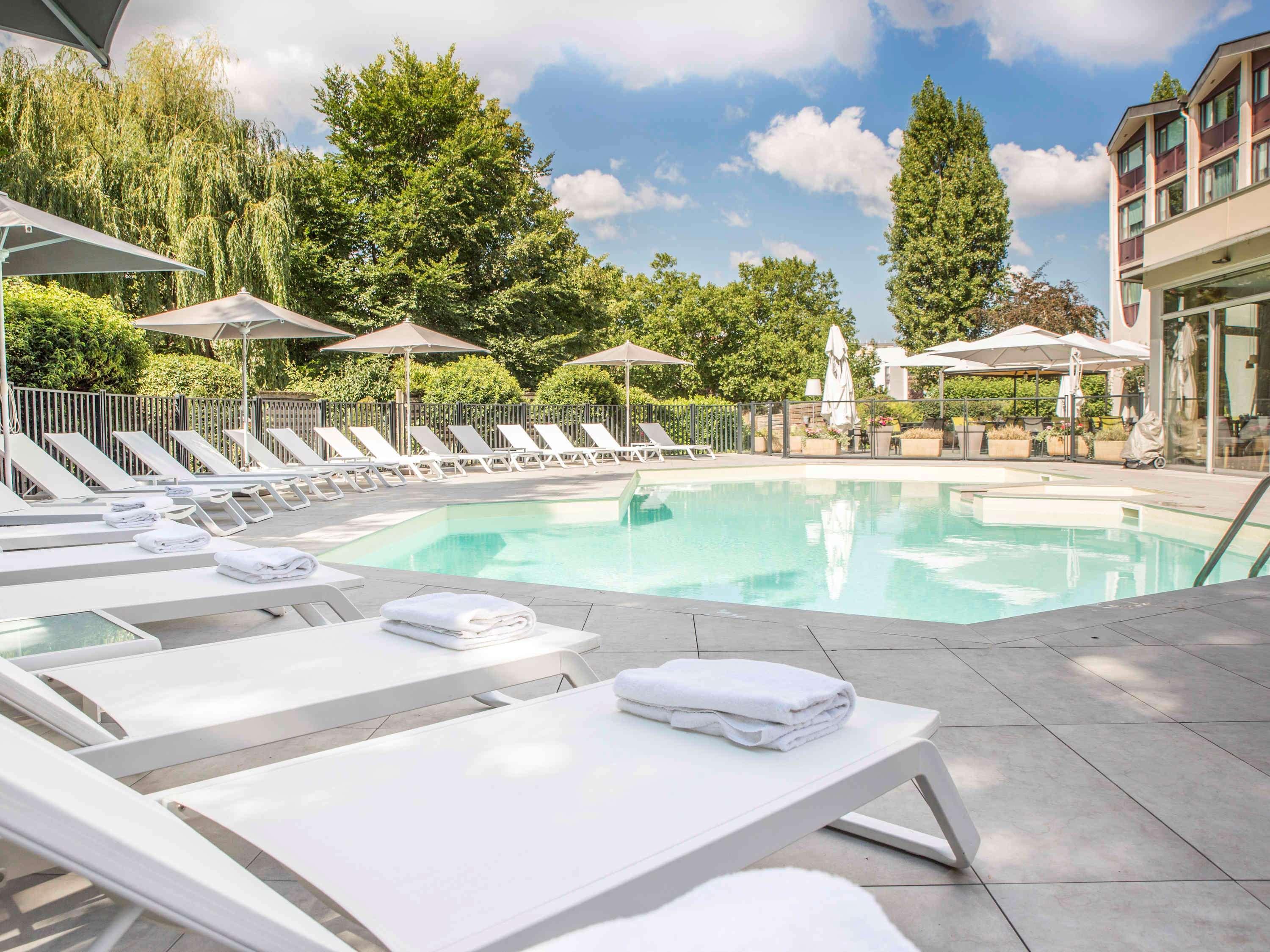 Mercure Centre Hotel 4*
